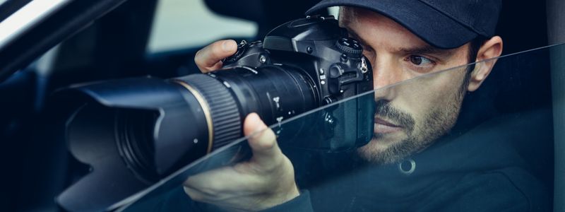 Come spiare una persona